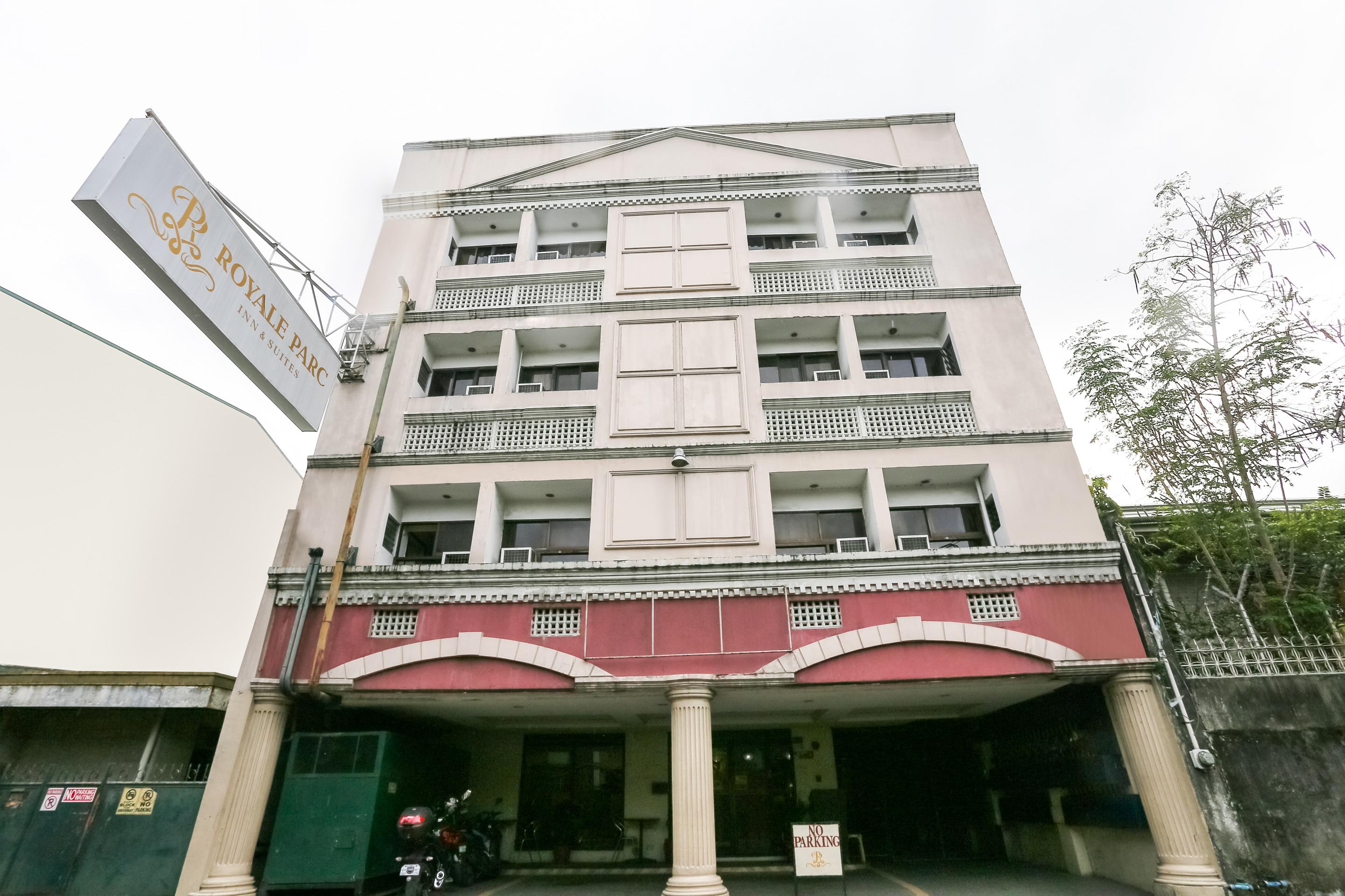 Royale Parc Inn & Suites Quezon City Exteriér fotografie